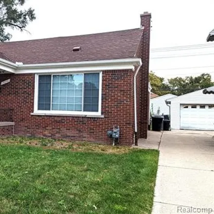 Buy this 4 bed house on 19998 Hubbell Street in Detroit, MI 48235