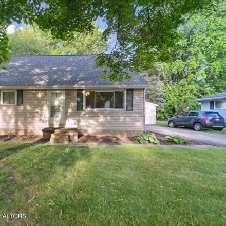Image 3 - 2290 Park Ln, Holt, Michigan, 48842 - House for sale