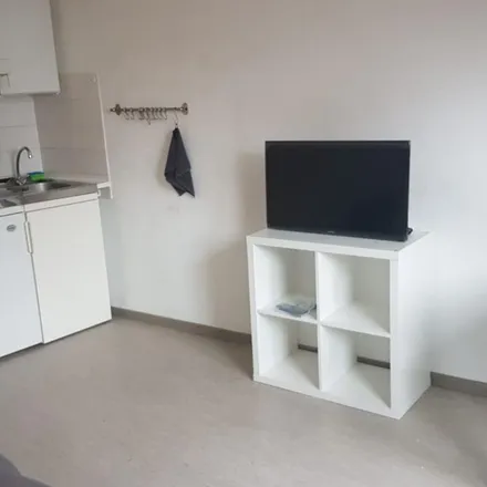 Rent this 2 bed apartment on Mönchebergstraße 54 in 34125 Kassel, Germany