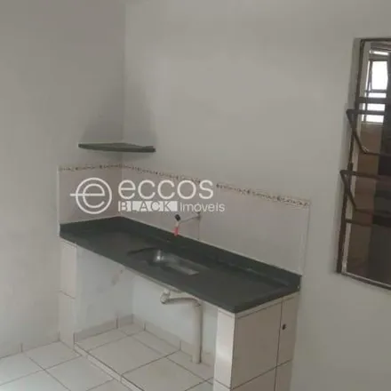 Rent this 1 bed house on Rua Brasil Accioly in Centro, Araguari - MG