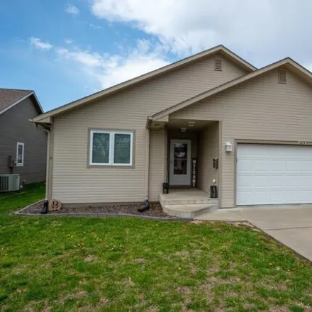 Buy this 3 bed house on 659 Oak Street in Wamego, KS 66547
