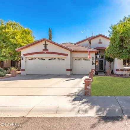 Buy this 3 bed house on 1082 South Palomino Creek Drive in Gilbert, AZ 85296