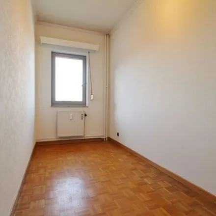 Rent this 3 bed apartment on Stationsstraat 27 in 3800 Sint-Truiden, Belgium