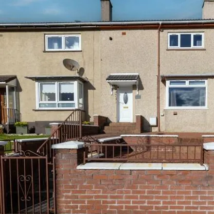 Buy this 3 bed townhouse on Hawthorn Road in Dumbarton, G82 5JF