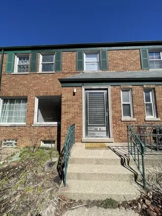 Rent this 2 bed house on 1198 Greenfield Street in Oak Park, IL 60302