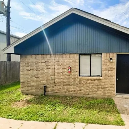 Rent this 1 bed house on 8834 Manus Street in Houston, TX 77093