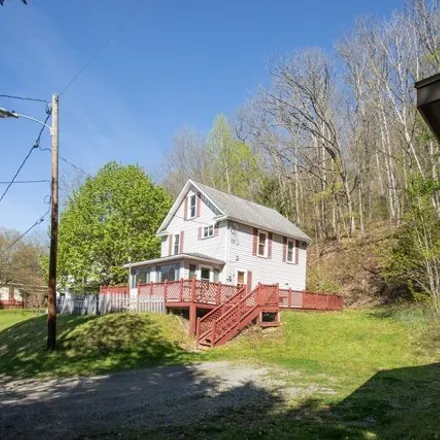 Image 2 - unnamed road, Galeton, Potter County, PA 16922, USA - House for sale
