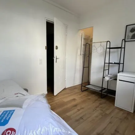 Image 2 - 8 Rue des Bocages Bruns, 95000 Cergy, France - Apartment for rent