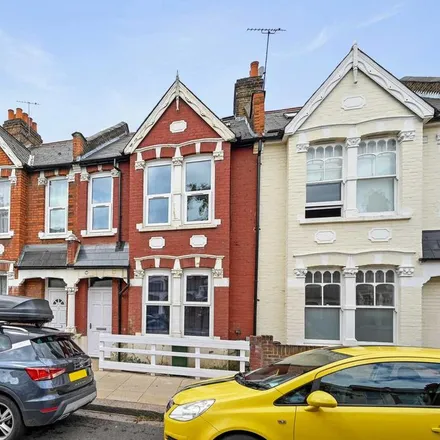 Rent this 4 bed townhouse on 67 Galloway Road in London, W12 0PJ