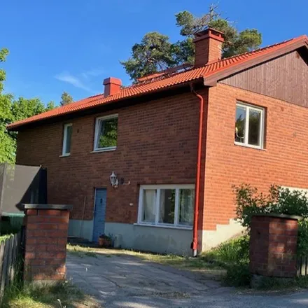 Rent this 7 bed apartment on Kälkbacken 8 in 163 47 Stockholm, Sweden