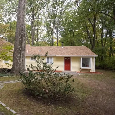 Buy this 4 bed house on 441 Greenbush Road in Warwick, RI 02818