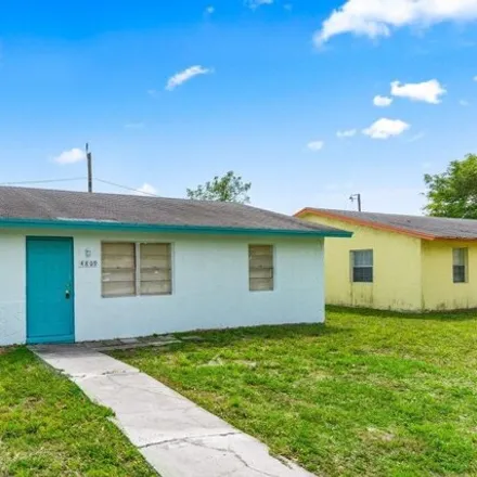Rent this 3 bed house on 4823 Gulfstream Road in Palm Beach County, FL 33461