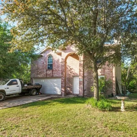Buy this 5 bed house on 1546 Vista Real Drive in Dallas, TX 75211