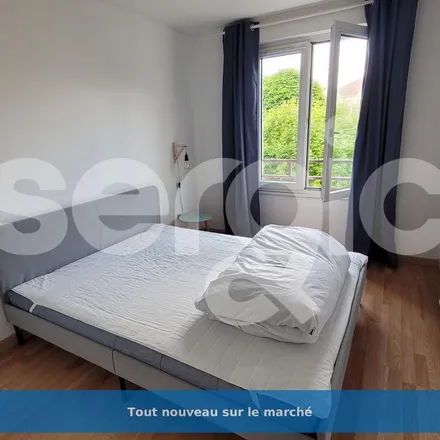 Image 4 - unnamed road, 95800 Cergy, France - Apartment for rent