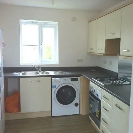 Image 2 - Delphinium Court, St. Neots, PE19 2LL, United Kingdom - Room for rent