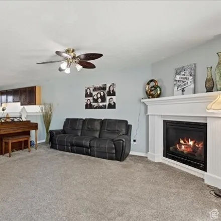 Image 3 - 201 West 2150 North, Harrisville, Weber County, UT 84414, USA - House for sale