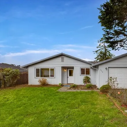 Buy this 4 bed house on 1709 Holly Drive in McKinleyville, CA 95519