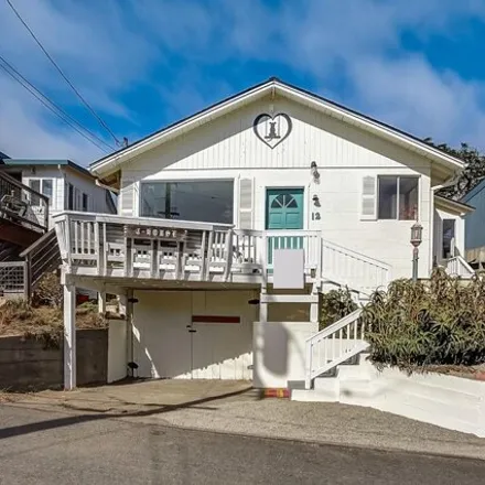 Buy this 2 bed house on 12 Ocean View Avenue in Dillon Beach, Marin County