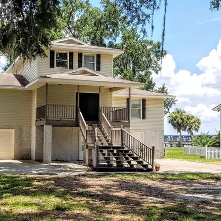 Rent this 3 bed house on 150 Landing Street in Blythe Island, Glynn County