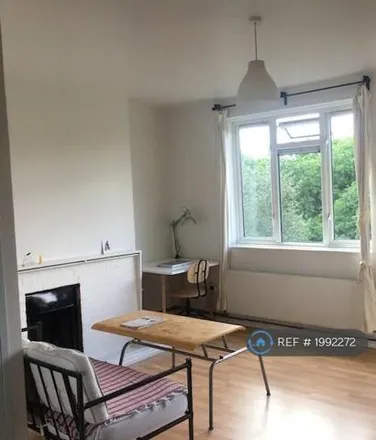 Image 1 - Windlesham Grove, London, SW19 6AG, United Kingdom - Apartment for rent