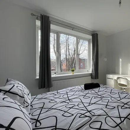 Image 1 - Sheffield, S2 5PE, United Kingdom - Apartment for rent