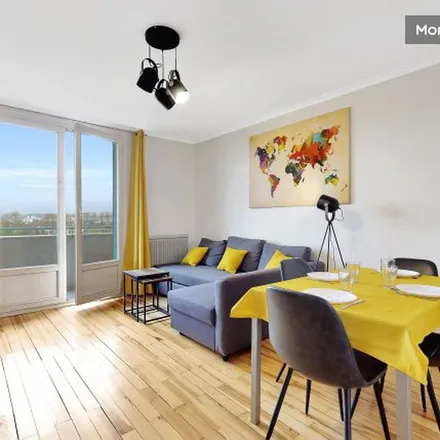 Rent this 3 bed apartment on 58 Avenue Marcel Cerdan in 69100 Villeurbanne, France