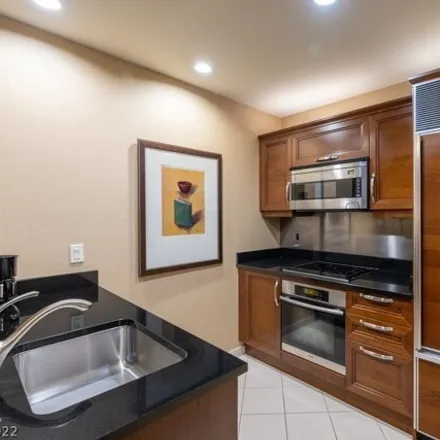 Image 2 - 125 E Harmon Ave Unit 2902, Las Vegas, Nevada, 89109 - House for sale