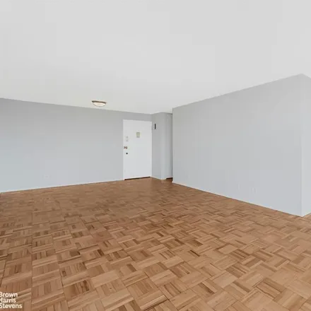 Image 6 - 3333 HENRY HUDSON PARKWAY 22T in Central Riverdale - Apartment for sale