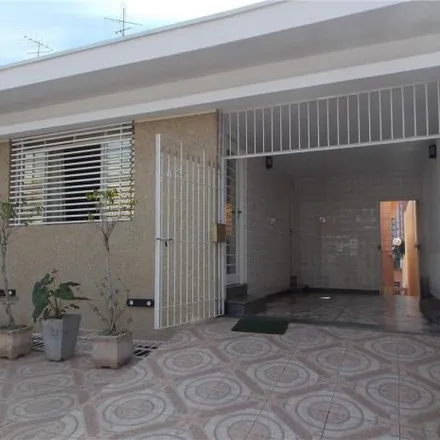 Buy this 6 bed house on Rua Doutor Liraucio Gomes in Cambuí, Campinas - SP