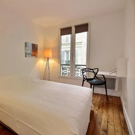 Image 4 - 22 Rue Cadet, 75009 Paris, France - Apartment for rent