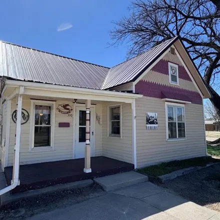 Buy this 1 bed house on 374 West Hall Street in Oberlin, KS 67749