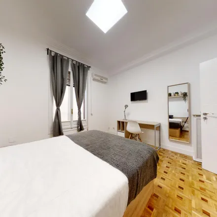Rent this 7 bed room on Madrid in Calle del Doctor Gómez Ulla, 6