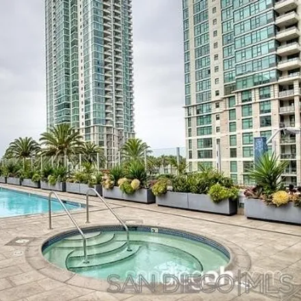 Image 5 - Sapphire Tower, 1262 Kettner Boulevard, San Diego, CA 92101, USA - Townhouse for rent