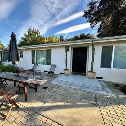 Image 3 - 400 Montona Circle, Ventura County, CA 93023, USA - House for rent