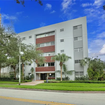 Buy this 1 bed condo on 650 Southwest 24th Street in Coral Gables, FL 33134