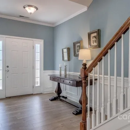 Image 3 - 612 Rosemary Lane, Tega Cay, SC 29708, USA - Loft for sale