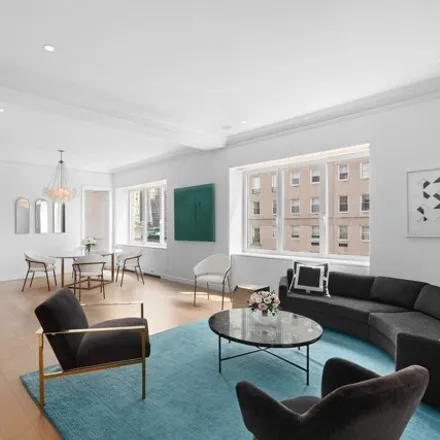 Image 4 - 910 5th Avenue, New York, NY 10021, USA - Townhouse for sale