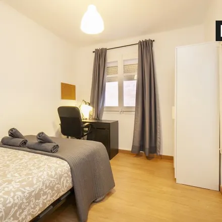 Rent this 3 bed room on Mercat de Santa Eulàlia in Carrer de Pareto, 28