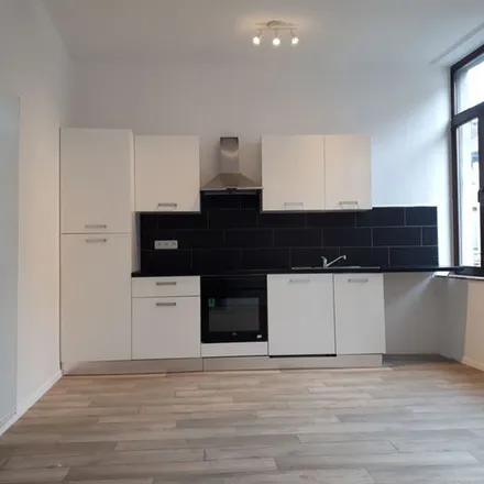 Rent this 2 bed apartment on Rue Saint-Léonard 381 in 4000 Liège, Belgium