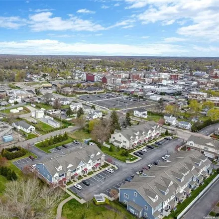 Image 8 - 90 Millie Court, Brookhaven, Village of Patchogue, NY 11772, USA - Condo for sale