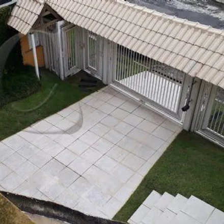 Rent this 5 bed house on Rua Edmundo Mein in Parque dos Príncipes, São Paulo - SP
