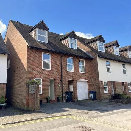 Rent this 3 bed townhouse on St Ann Place in Salisbury, SP1 2SU