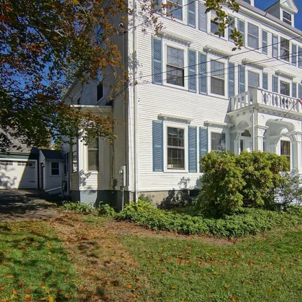 Buy this 1studio townhouse on 53 Austin Street in Portsmouth, NH 03801