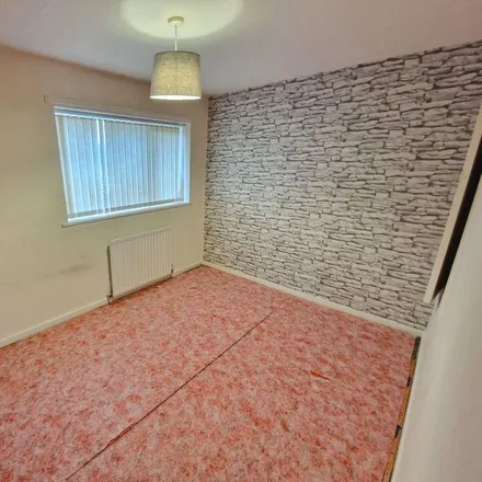 Image 5 - Balmoral Close, Bedlington Station, NE22 5YE, United Kingdom - Townhouse for rent