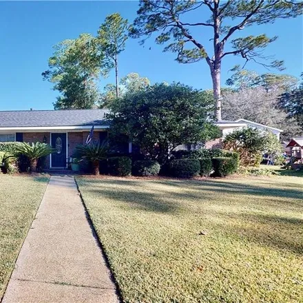 Buy this 3 bed house on 3904 Radnor Avenue in Country Club Estates, Mobile