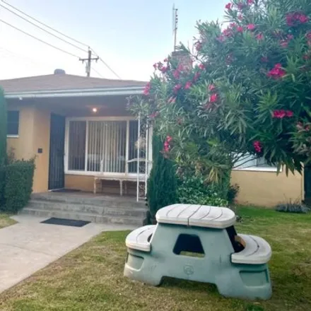 Buy this 3 bed house on 3760 North Crystal Avenue in Fresno, CA 93705