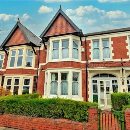 Buy this 3 bed townhouse on Llwyn-Y-Grant Terrace in Cardiff, CF23 9EW