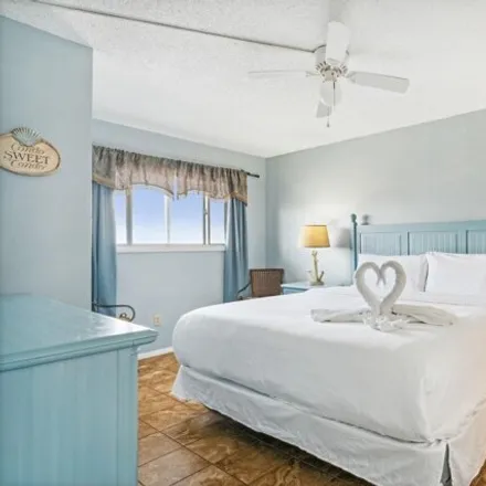 Buy this 1 bed condo on Summit Beach Resort in Thomas Drive, Panama City Beach