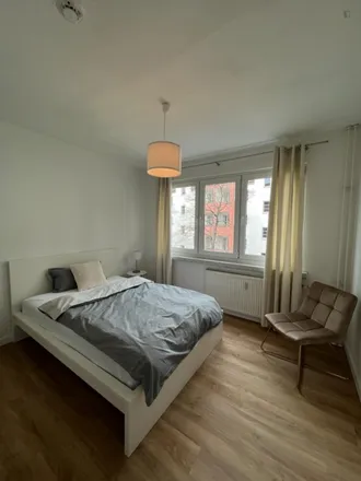 Rent this 2 bed apartment on Goethestraße 4-8 in 60313 Frankfurt, Germany