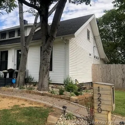 Buy this 3 bed house on 1248 South 7th Street in McAlester, OK 74501